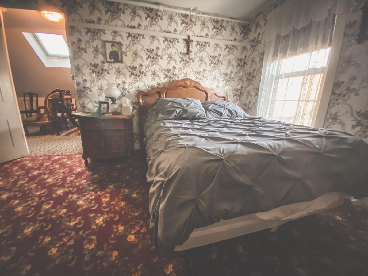 Lizzie Borden House Bed & Breakfast Fall River Luaran gambar